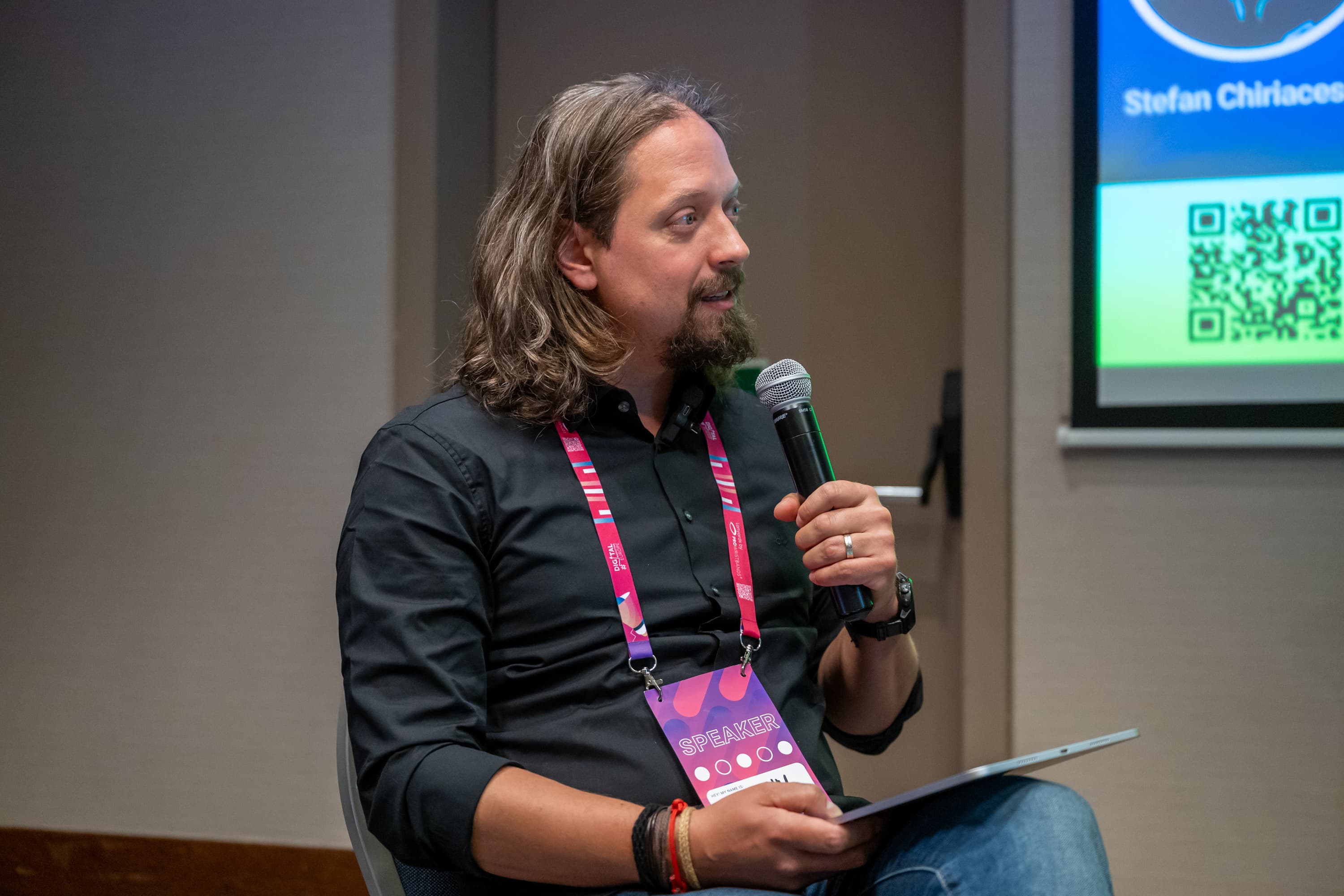 Stefan on the panel at Digital Marketing Europe in Lisbon.